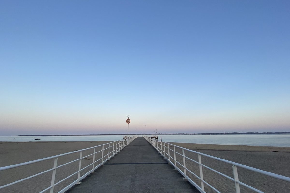 Jetée du Moulleau accès par la piste cyclable À 50 mètres depuis la villa pour traverser en pinasse vers le Cap Ferret